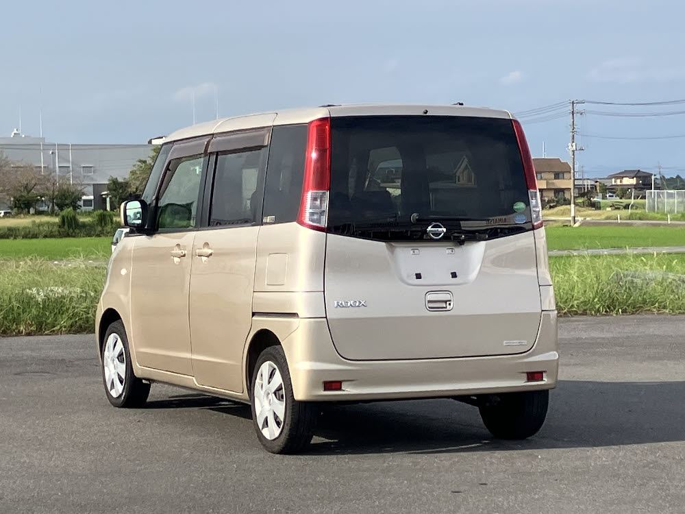 ニッサン　ルークス　G2枚目