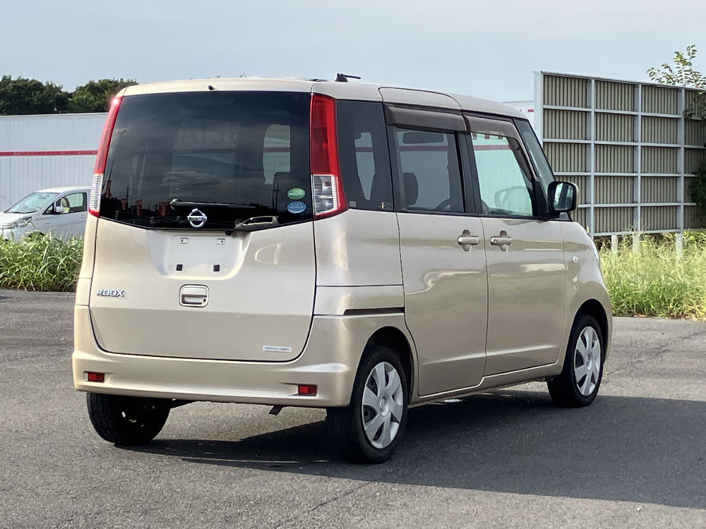 ニッサン　ルークス　G4枚目