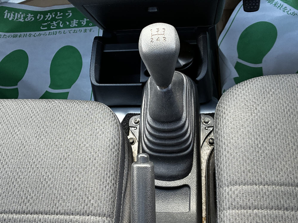 ダイハツ　ハイゼットトラック　スタンダード 2WD MT18枚目
