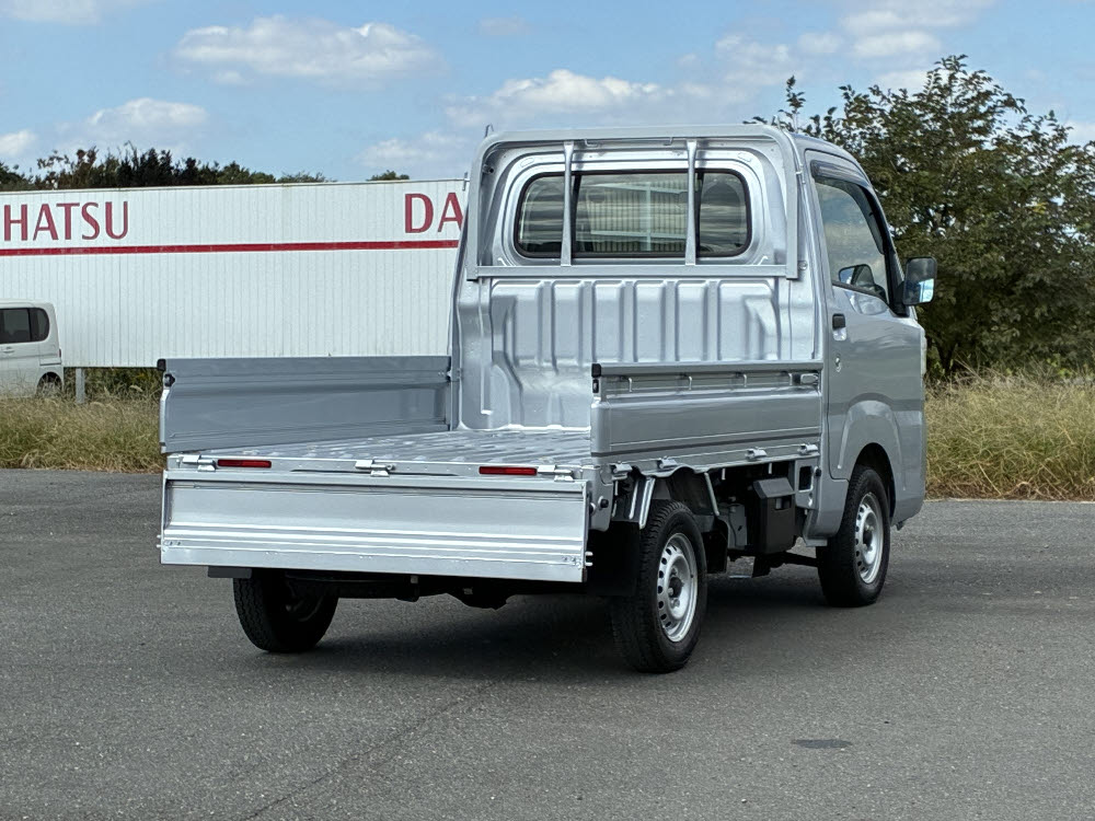 ダイハツ　ハイゼットトラック　スタンダード 2WD MT4枚目