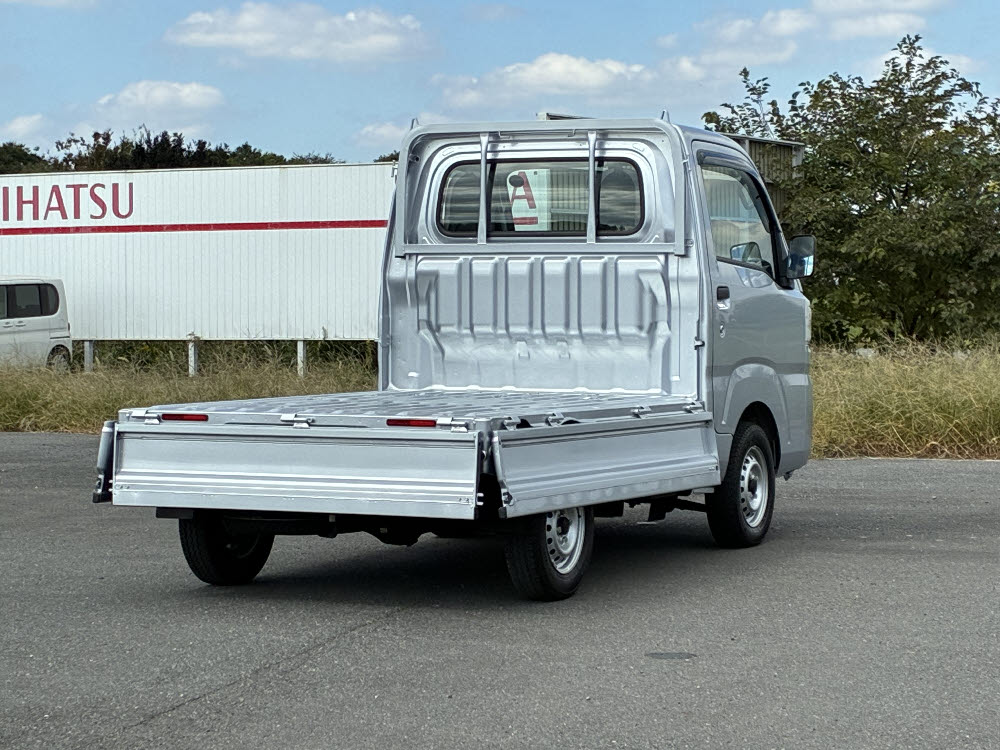 ダイハツ　ハイゼットトラック　スタンダード 2WD MT5枚目