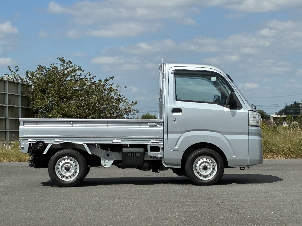 ダイハツ　ハイゼットトラック　スタンダード 2WD MT7枚目