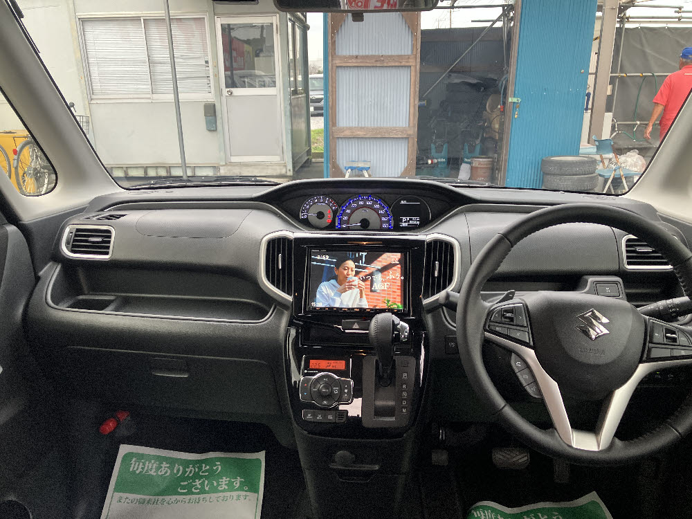 スズキ ソリオバンデット HYBRID MV 社外8インチナビ11枚目
