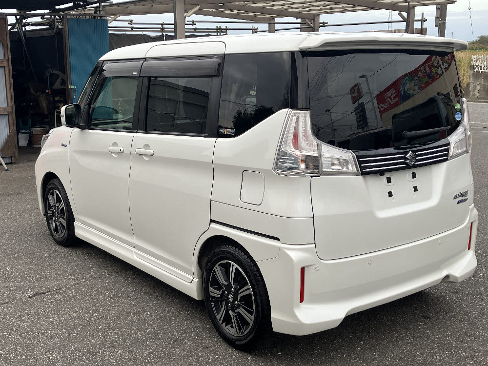 スズキ ソリオバンデット HYBRID MV 社外8インチナビ6枚目