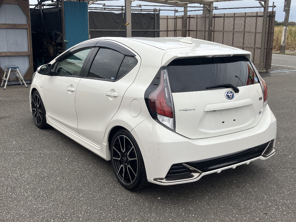 トヨタ アクア G G’s 純正7インチナビ6枚目