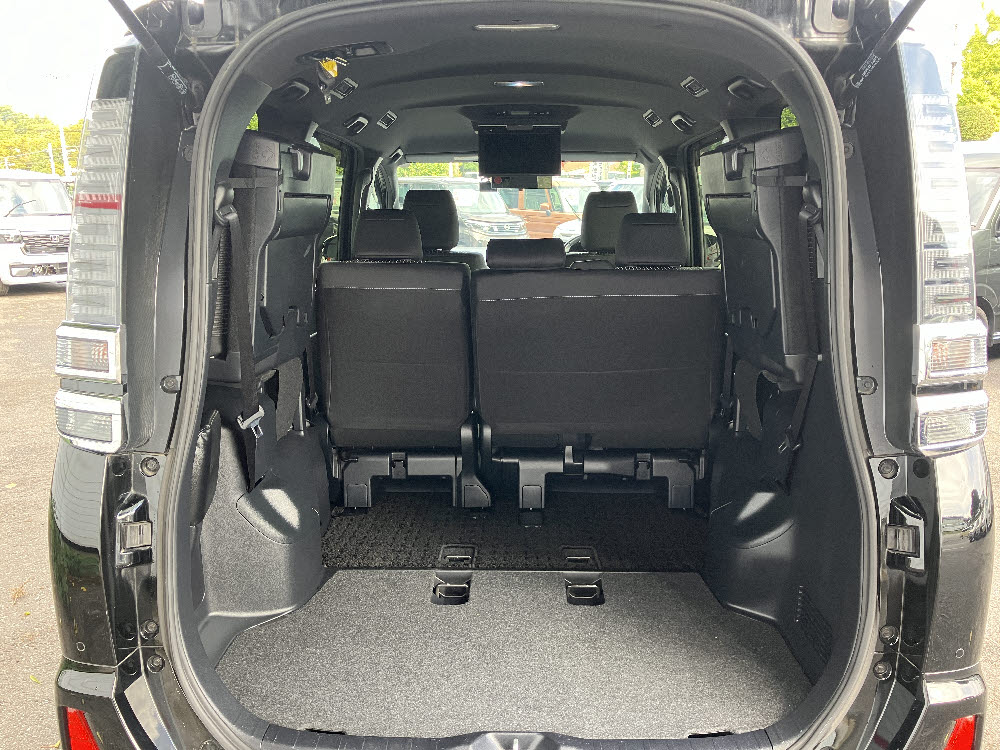 トヨタ　ヴォクシー　ZS　キラメキⅡ10枚目