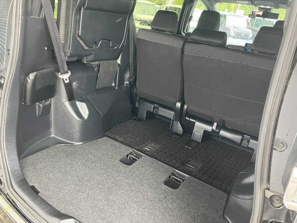 トヨタ　ヴォクシー　ZS　キラメキⅡ12枚目