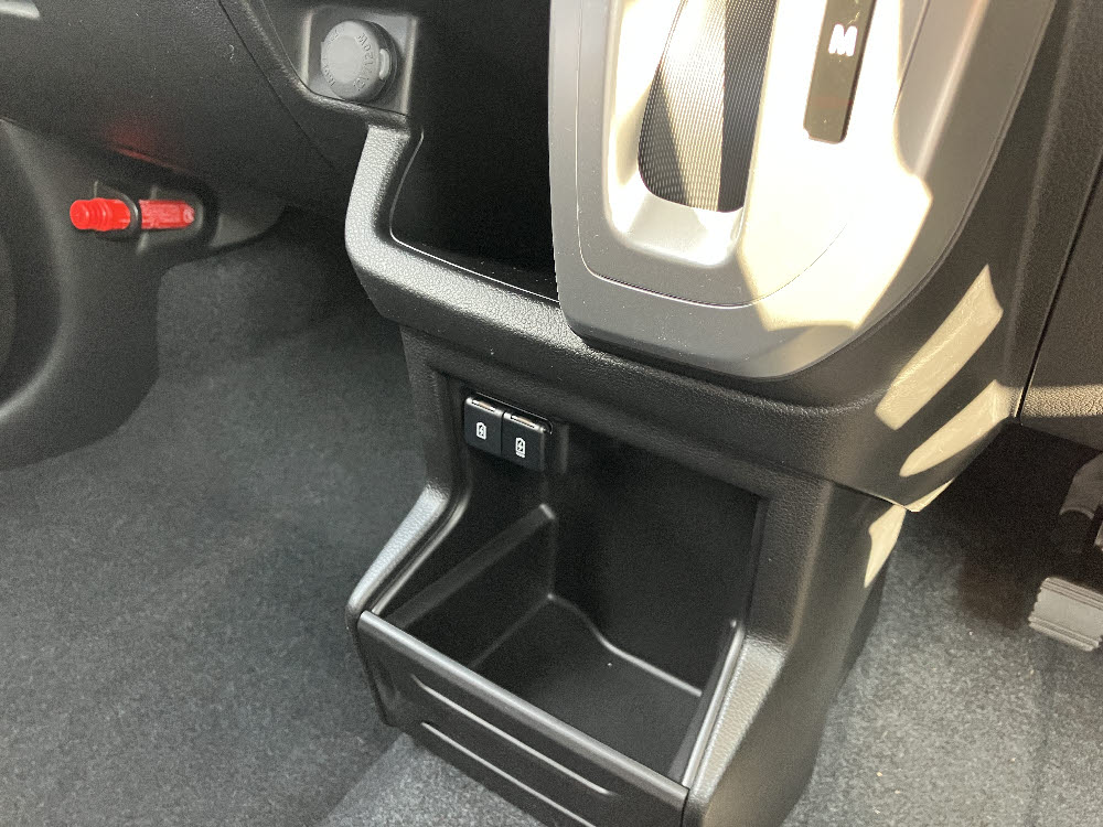 スズキ　Ｘ-ＢＥＥ　MZ 全方位モニター17枚目