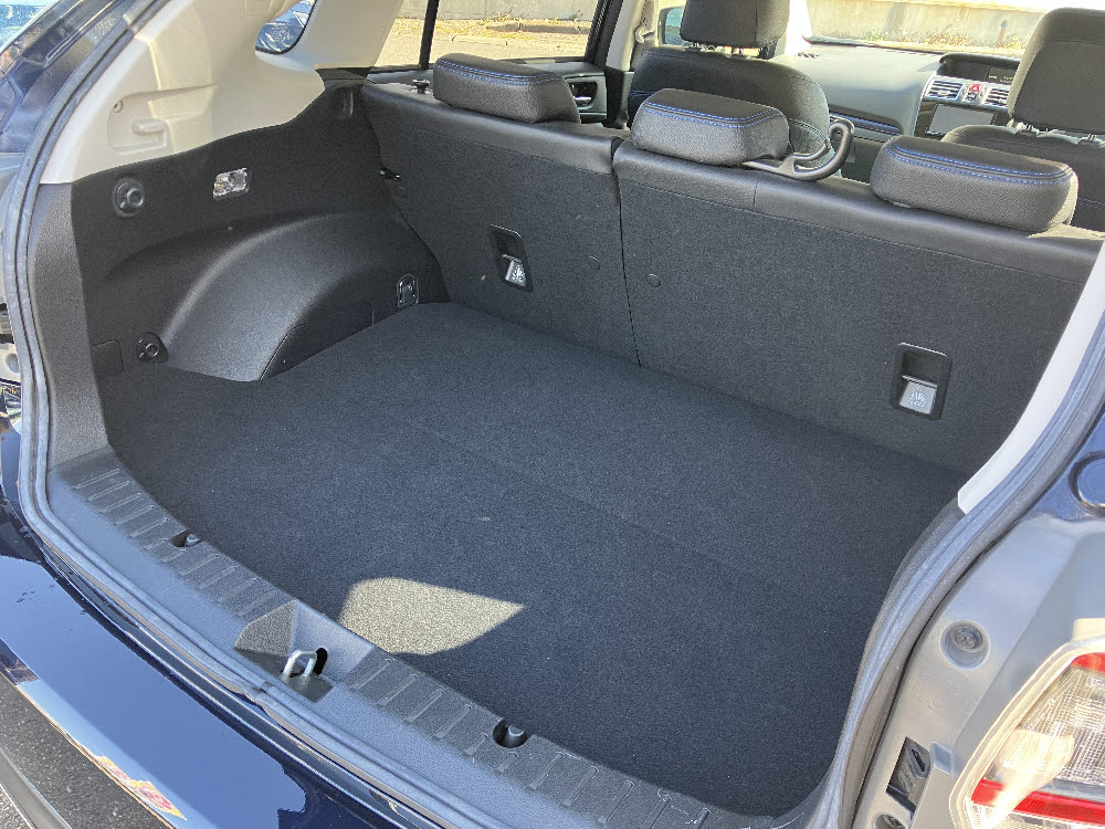 スバル　インプレッサスポーツHV2.0i-Sアイサイト12枚目