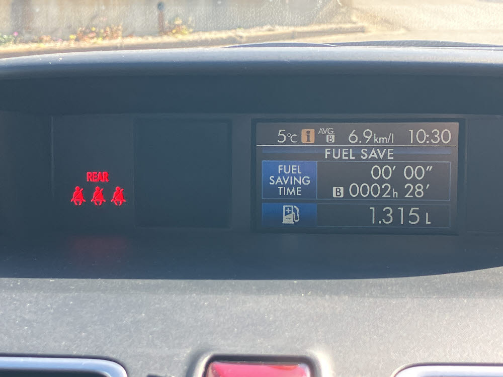 スバル　インプレッサスポーツHV2.0i-Sアイサイト17枚目