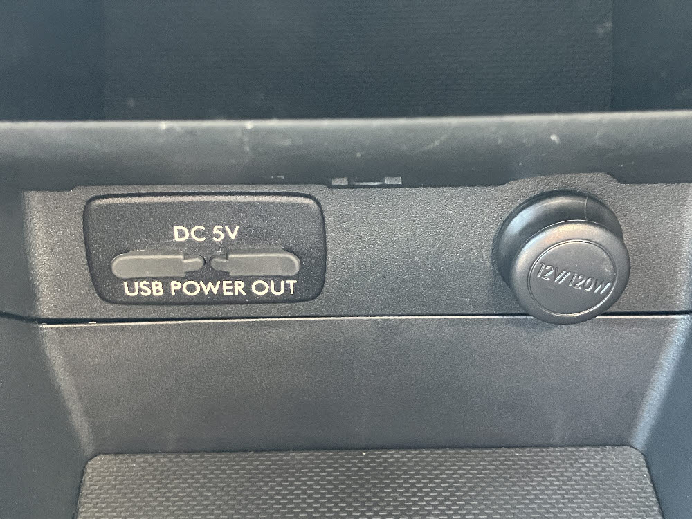 スバル　インプレッサスポーツHV2.0i-Sアイサイト19枚目