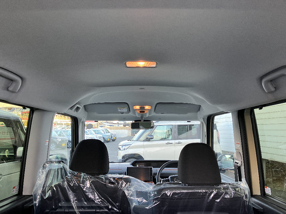 ダイハツ　タントファンクロス　9インチDO付10枚目