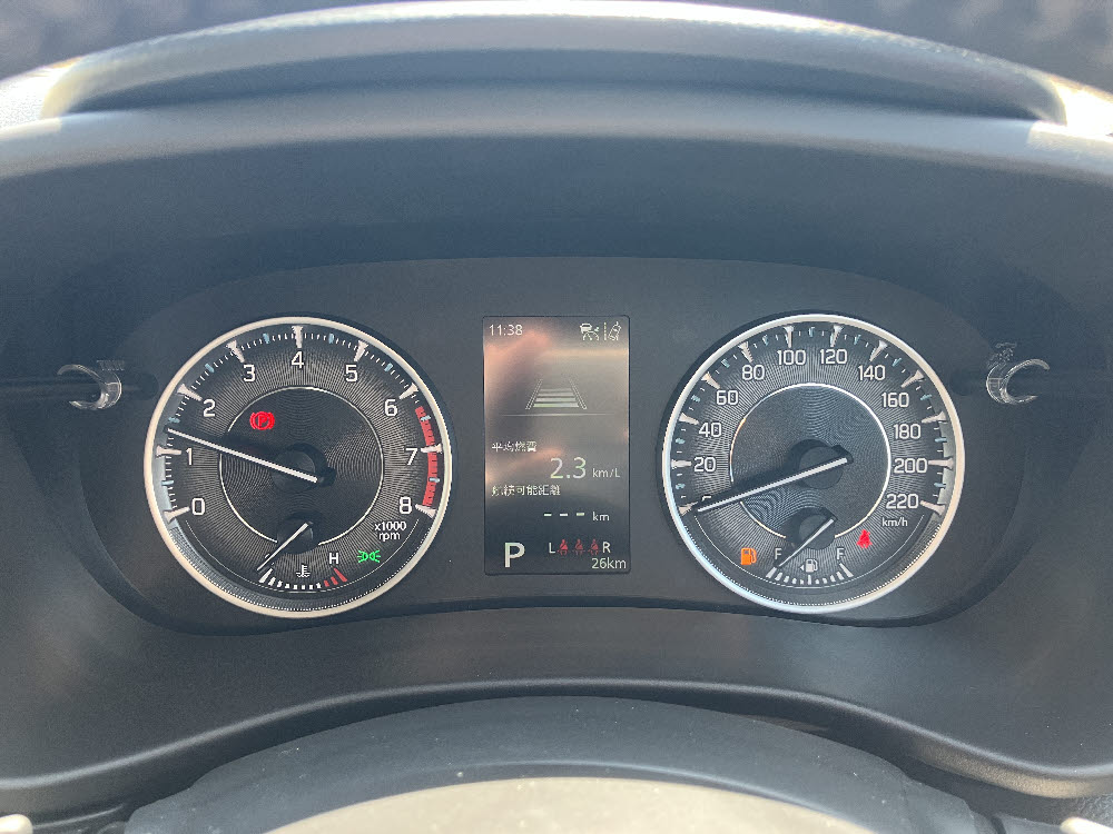 スズキ　フロンクス　9インチナビ付16枚目