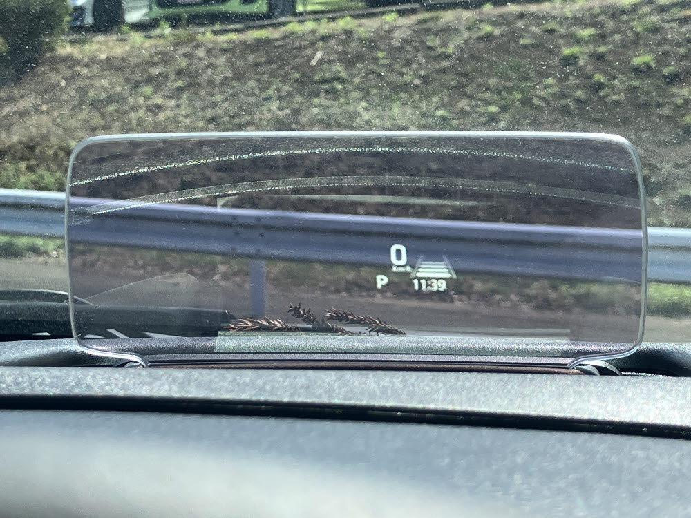 スズキ　フロンクス　9インチナビ付17枚目