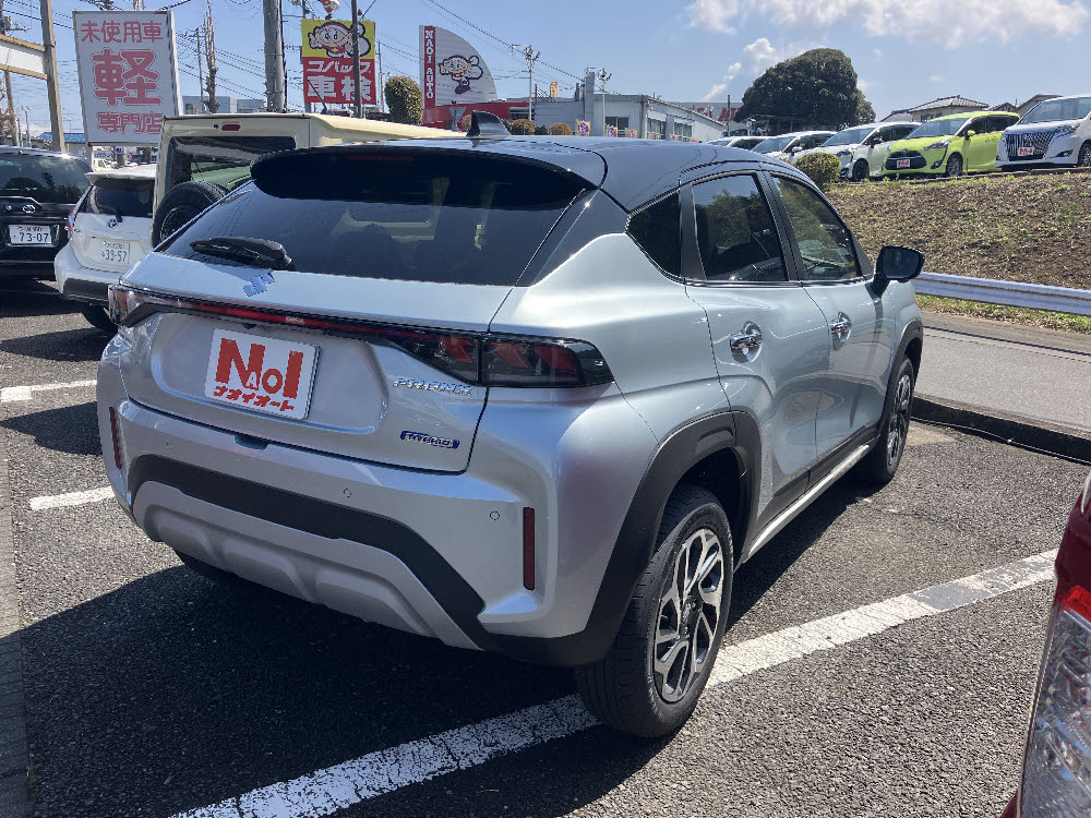 スズキ　フロンクス　9インチナビ付5枚目