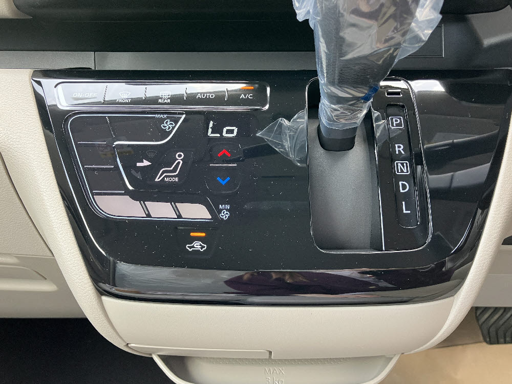 ニッサン　ルークス　X　17枚目