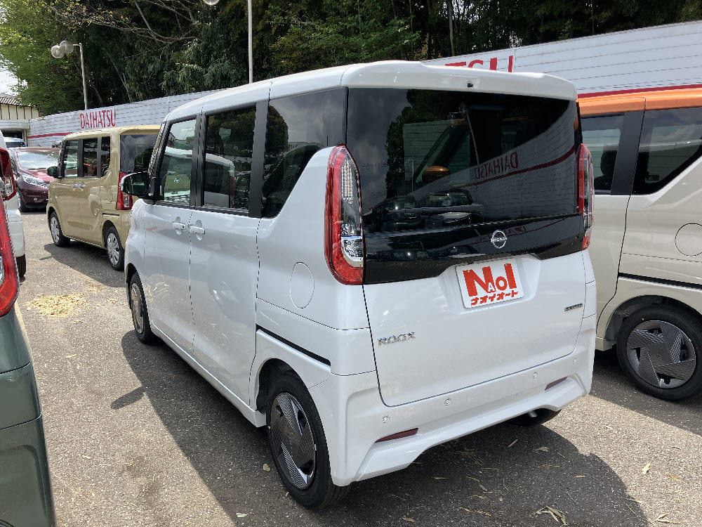 ニッサン　ルークス　X　3枚目