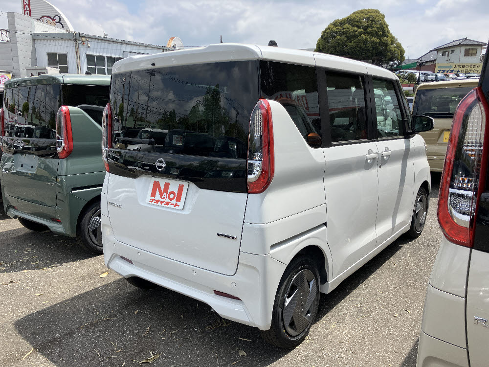 ニッサン　ルークス　X　5枚目