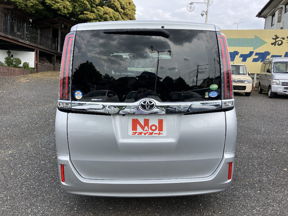 トヨタ　ノア　G5枚目