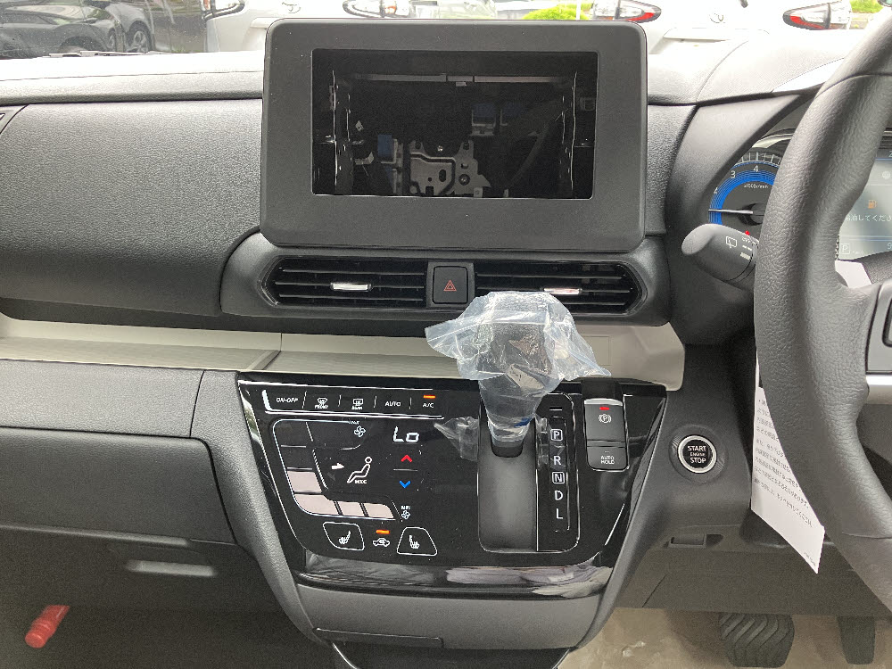 ミツビシ　デリカミニ　Gプレミアム ODレス17枚目