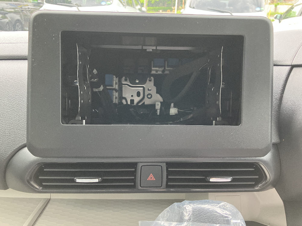 ミツビシ　デリカミニ　Gプレミアム ODレス18枚目