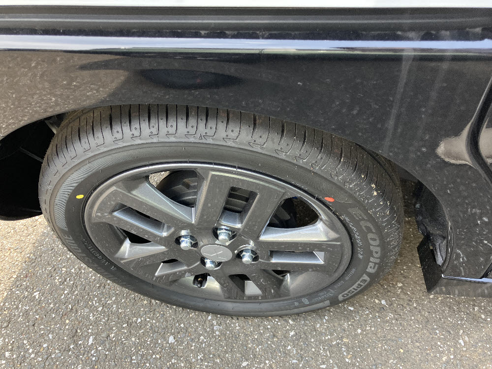 ミツビシ　デリカミニ　G　Premium 2WD13枚目