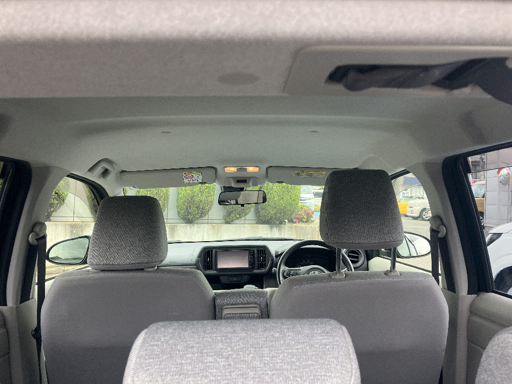 トヨタ　パッソ　XLパッケージS10枚目