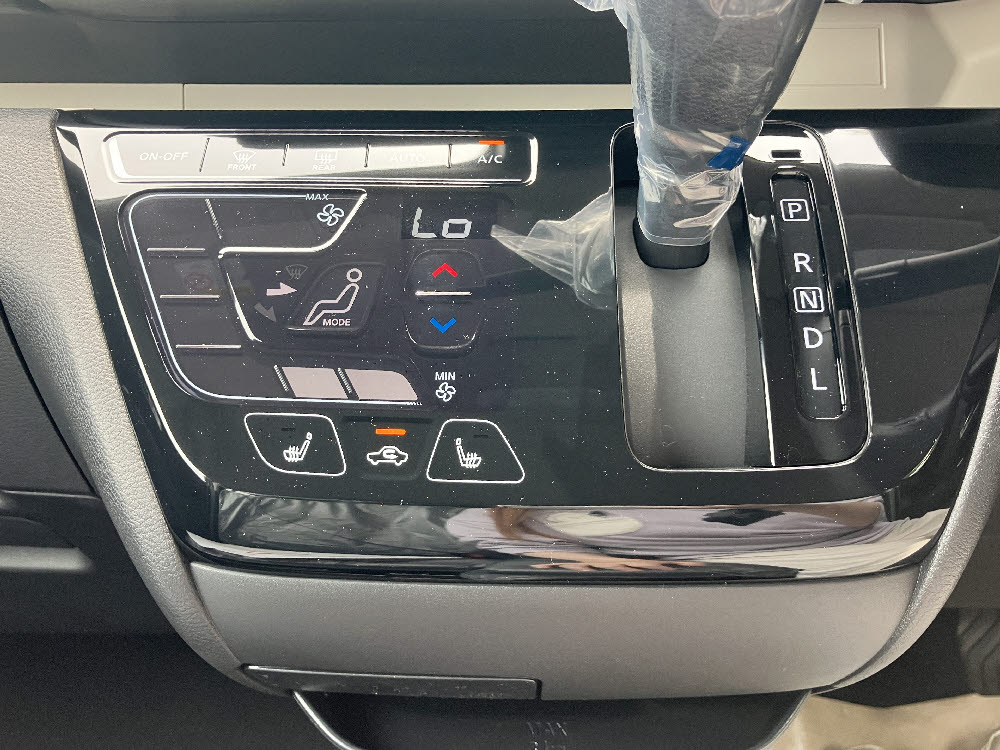 ミツビシ　デリカミニ　G ODレス18枚目