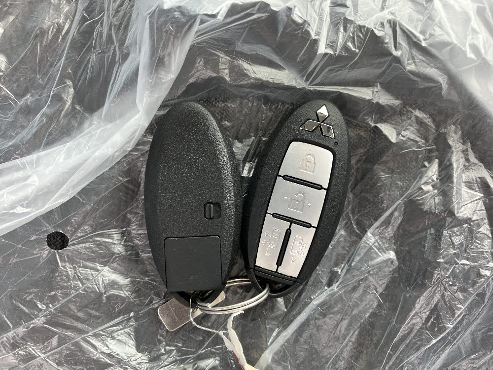 ミツビシ　デリカミニ　Gプレミアム ODレス11枚目