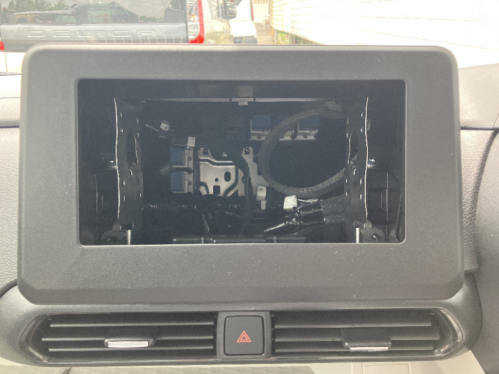 ミツビシ　デリカミニ　Gプレミアム ODレス16枚目