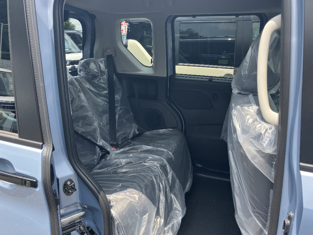 ミツビシ　デリカミニ　Gプレミアム ODレス9枚目