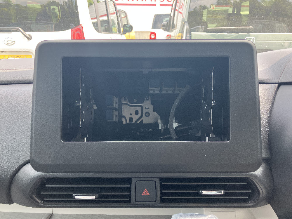 ミツビシ　デリカミニ　Gプレミアム ODレス17枚目