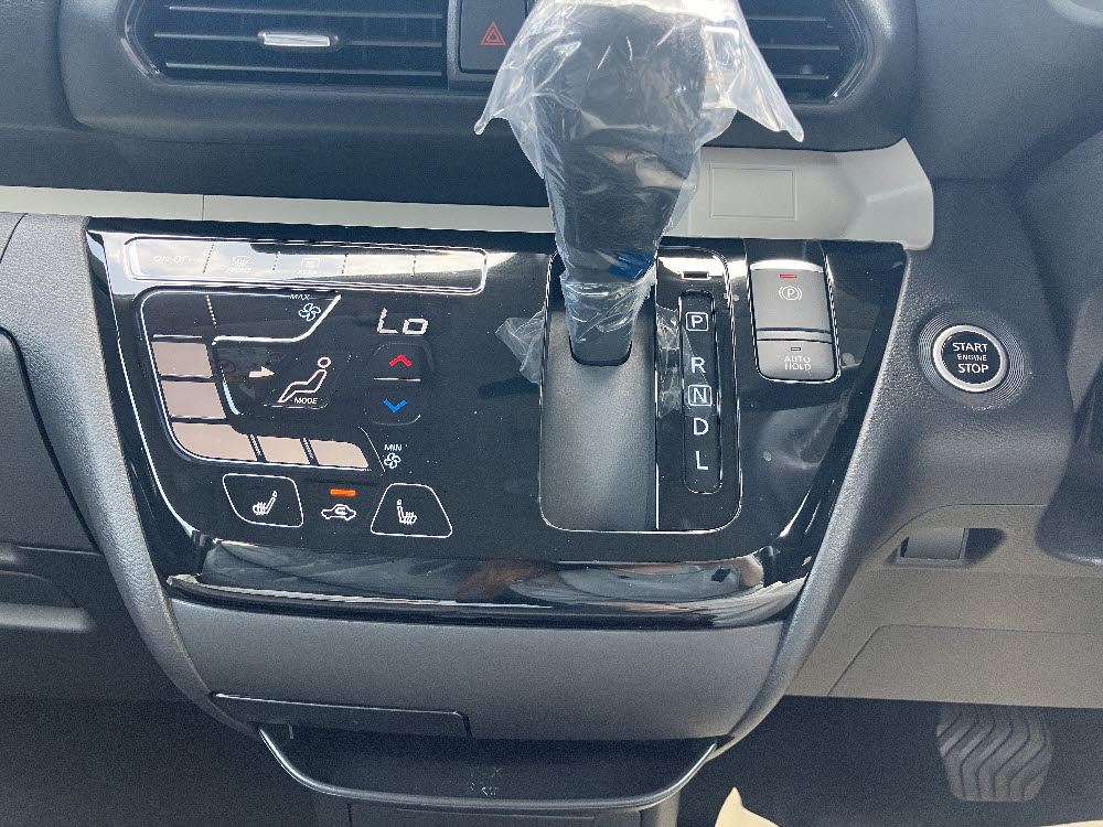 ミツビシ　デリカミニ　Gプレミアム ODレス18枚目