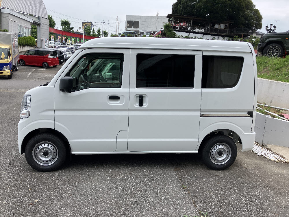 スズキ　エブリィバン　PAリミテッド2WD　CVT3枚目