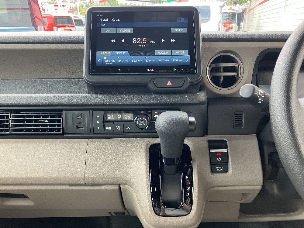 ホンダ　NBOX　JOY　8インチディスプレーオーディオ15枚目