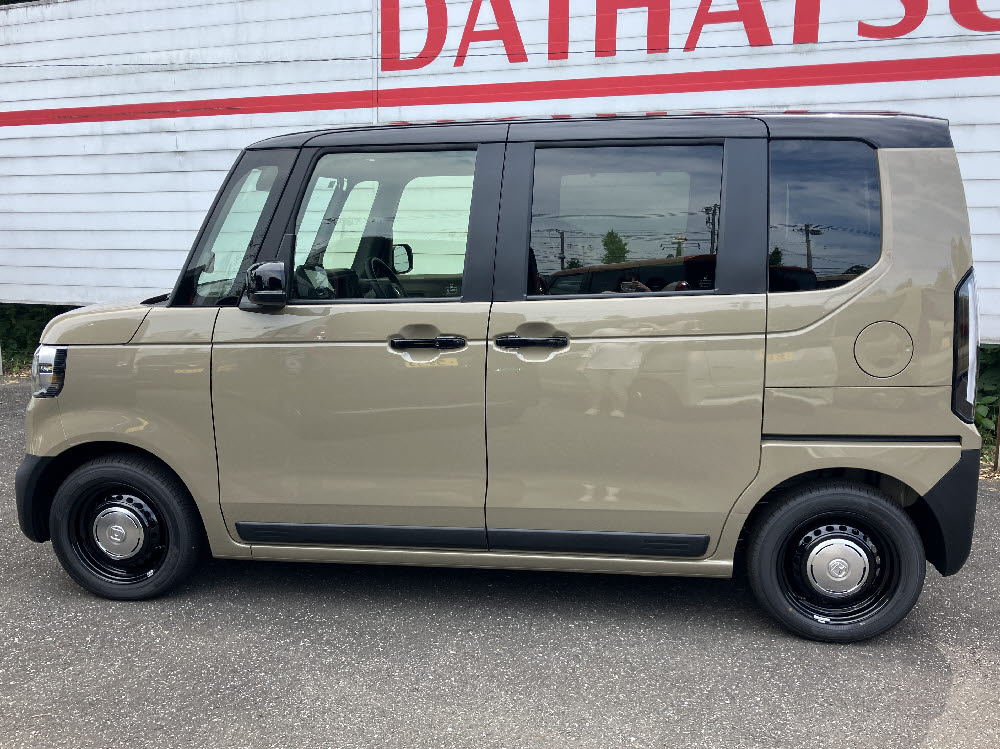 ホンダ　NBOX　JOY　8インチディスプレーオーディオ3枚目