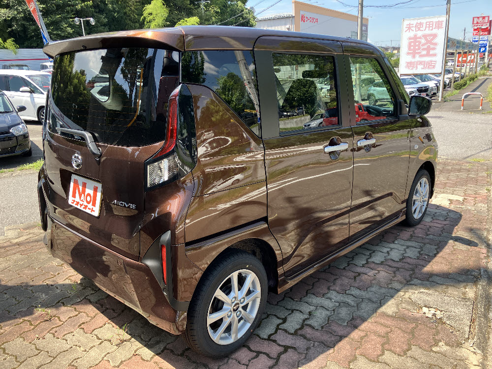 ダイハツ　ムーヴ　G 9インチDO付6枚目