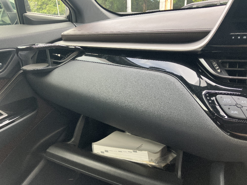 トヨタ C-HR Gモデリスタエアロ19枚目