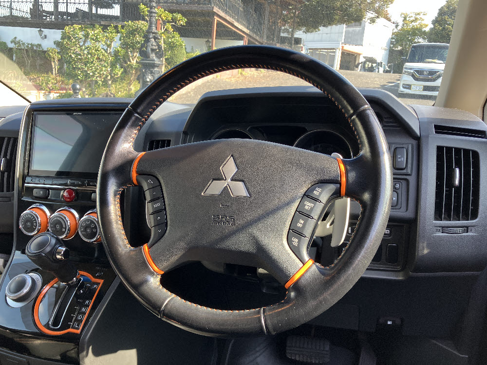 ミツビシ　デリカＤ：５　アクティブギア　4枚目