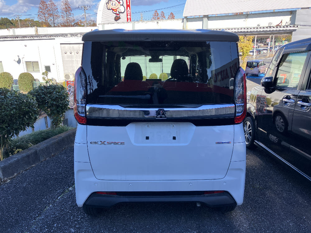 ミツビシ　ｅｋクロススペース　M2枚目