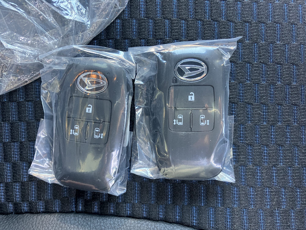 ダイハツ　タントカスタム　X 9インチDO付11枚目