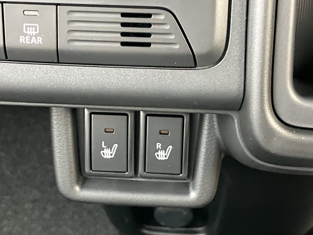 スズキ　スペーシア　HYBRID X ODレス17枚目