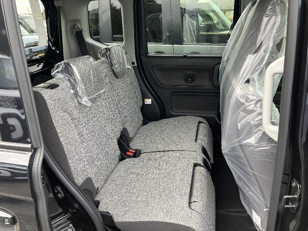 スズキ　スペーシア　HYBRID X ODレス8枚目