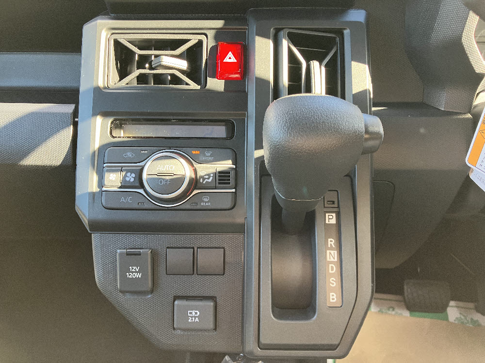 ダイハツ　タフト　X　ODレス19枚目