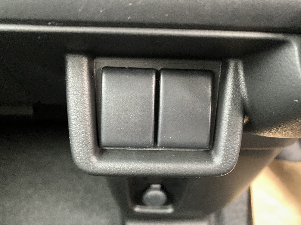 スズキ　スペーシア　HYBRID　G ODレス17枚目