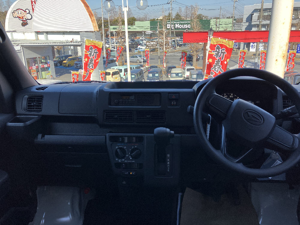 ダイハツ　ハイゼットカーゴ デラックス CVT　ODレス3枚目