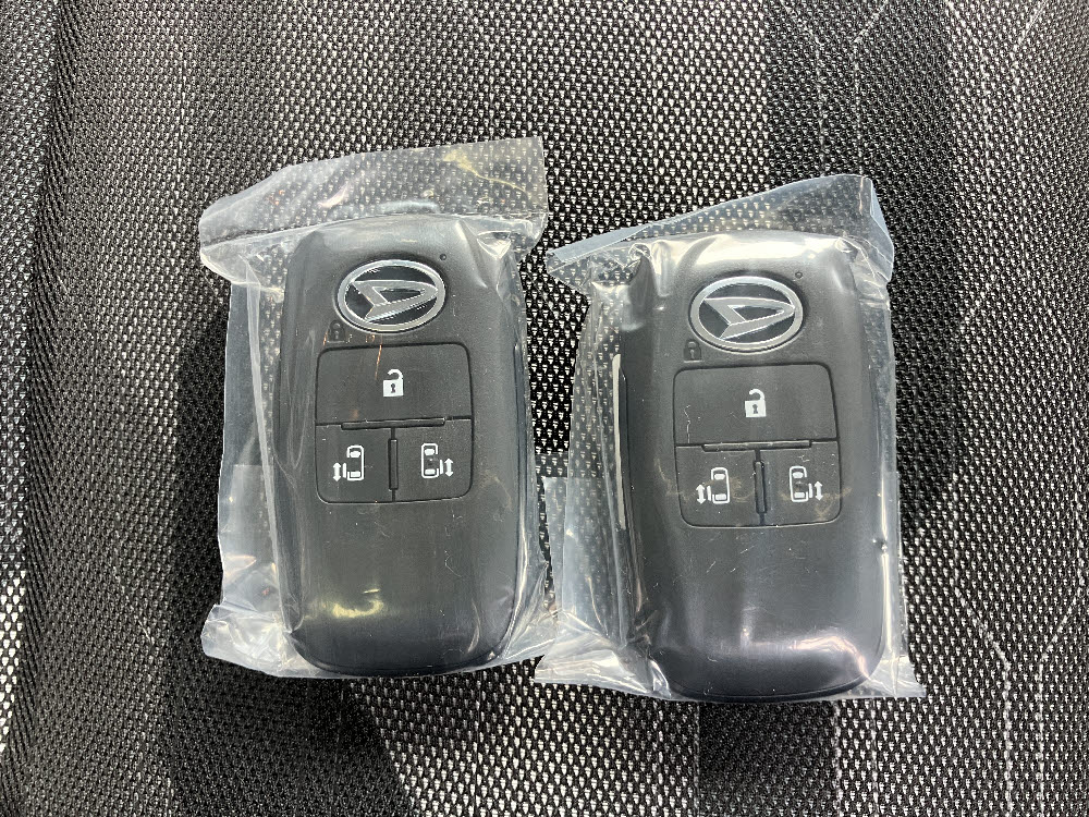 ダイハツ　タントファンクロス 9インチDO付12枚目