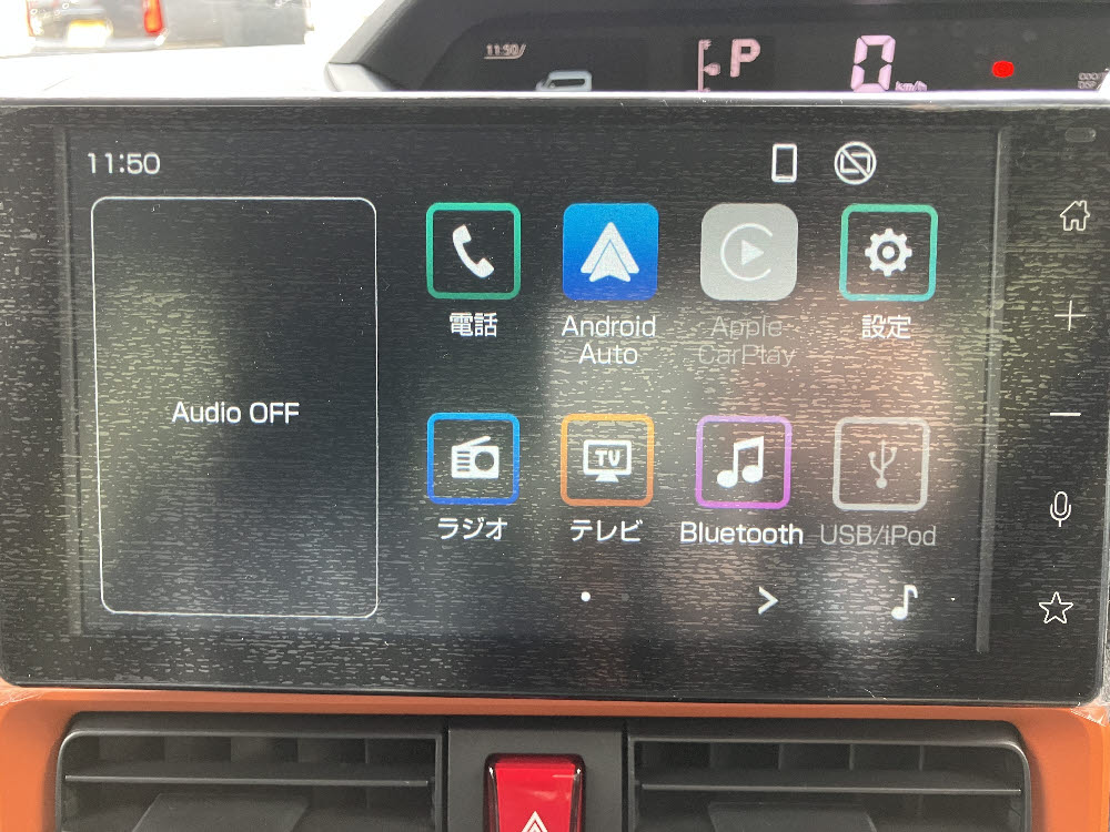 ダイハツ　タントファンクロス 9インチDO付17枚目
