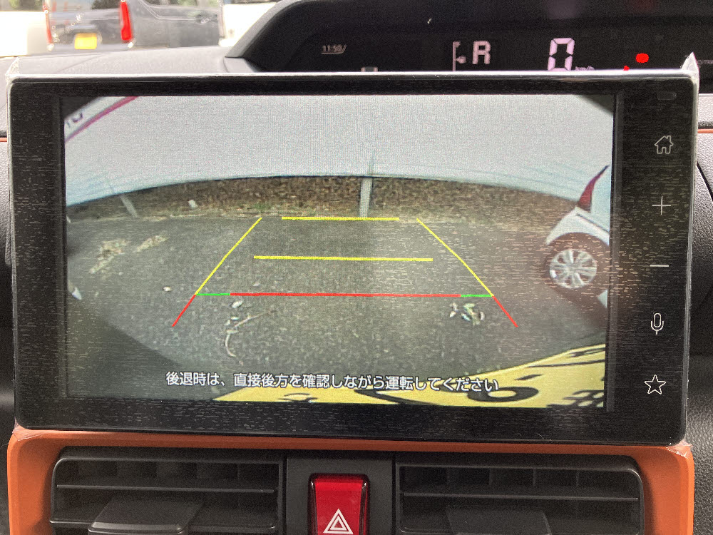 ダイハツ　タントファンクロス 9インチDO付18枚目