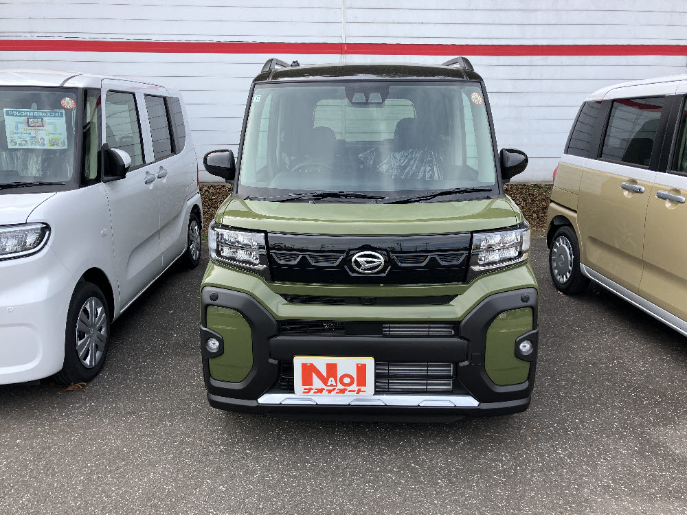 ダイハツ　タントファンクロス 9インチDO付1枚目